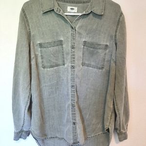 Green Old Navy Button Up